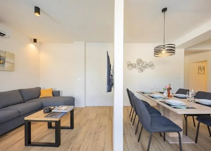 Vila House Lipa With Private Pool Skabrnje