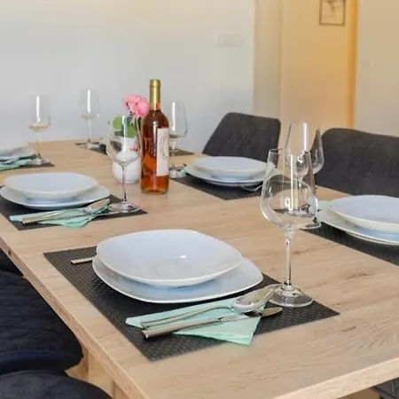 House Lipa With Private Pool * Skabrnje