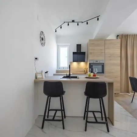 House Lipa With Private Pool Villa Skabrnje