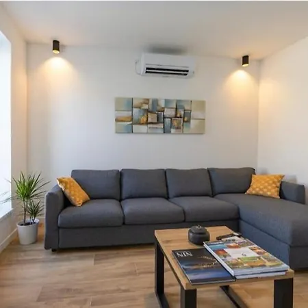 Villa House Lipa With Private Pool *