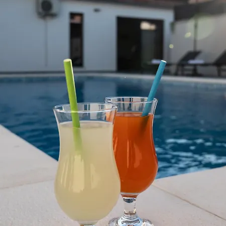 Villa House Lipa With Private Pool *