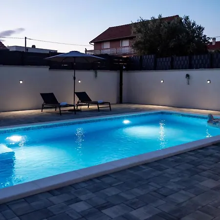 House Lipa With Private Pool Skabrnje